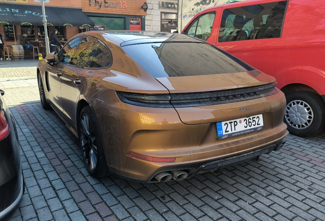Porsche 972 Panamera Turbo E-Hybrid