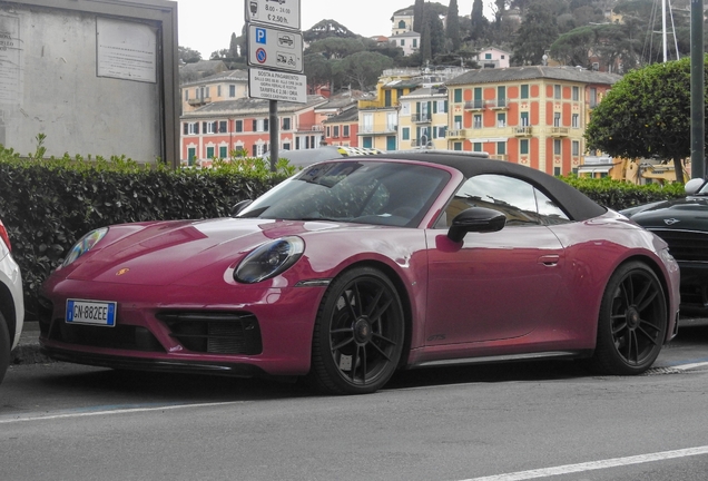 Porsche 992 Carrera 4 GTS Cabriolet