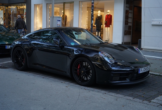 Porsche 992 Carrera GTS