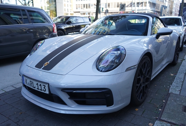 Porsche 992 Carrera GTS Cabriolet