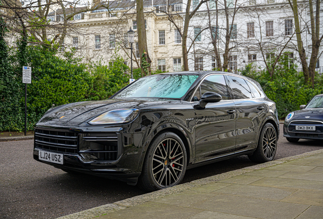 Porsche 9YA Cayenne Turbo E-Hybrid