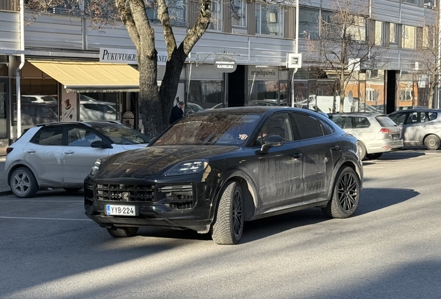 Porsche Cayenne Coupé Turbo E-Hybrid
