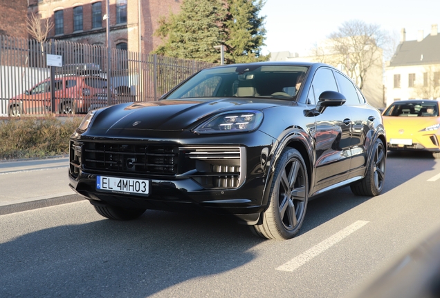 Porsche Cayenne Coupé Turbo E-Hybrid