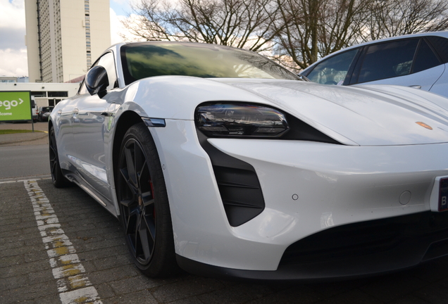 Porsche Taycan GTS