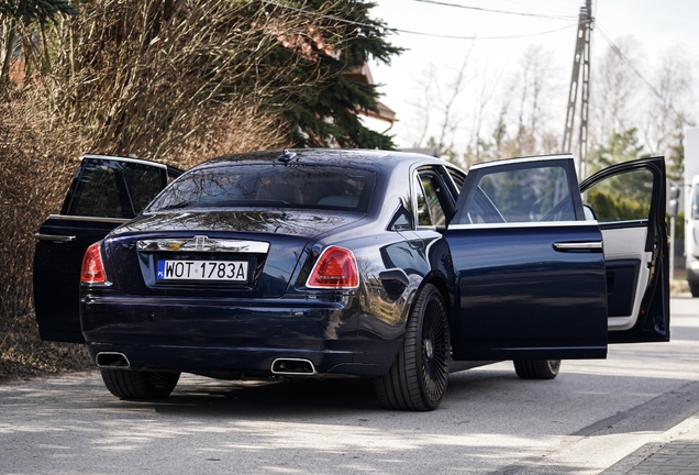 Rolls-Royce Ghost Series II Black Badge