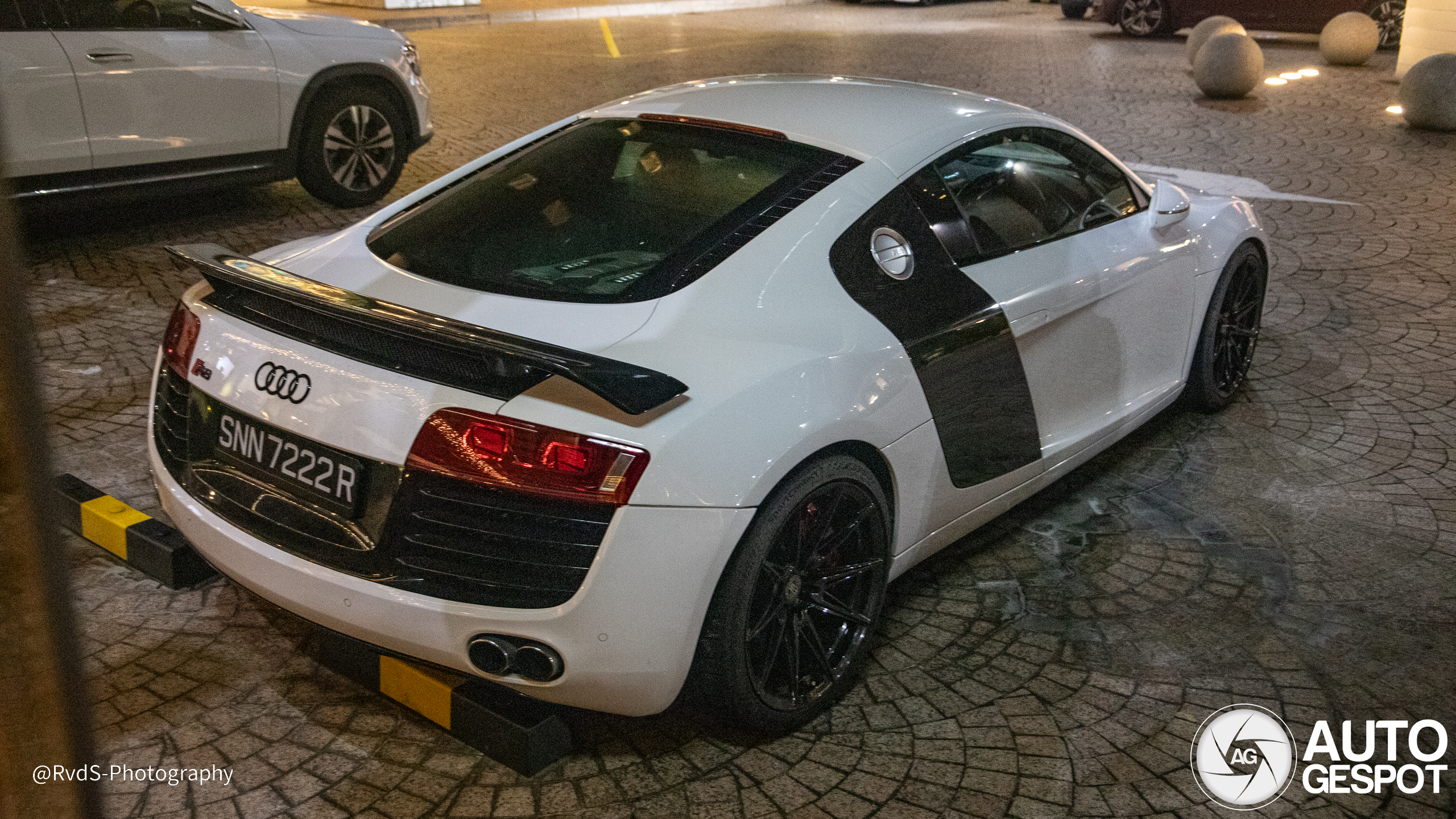 Audi R8