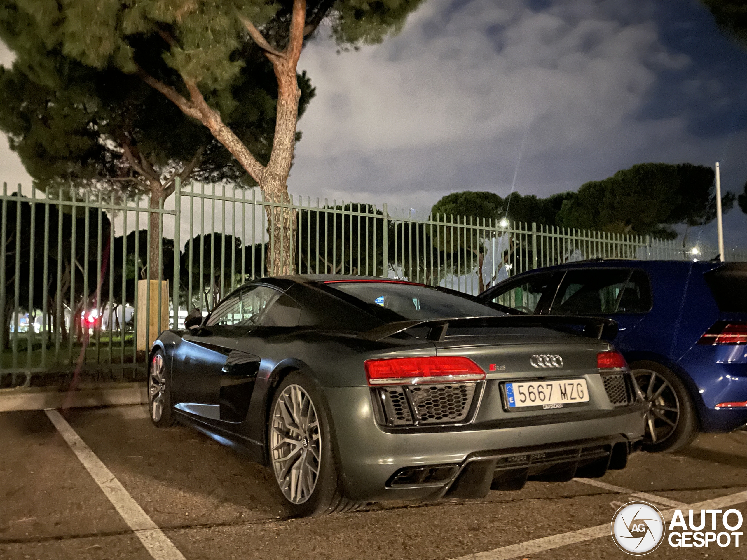Audi R8 V10 Plus 2015