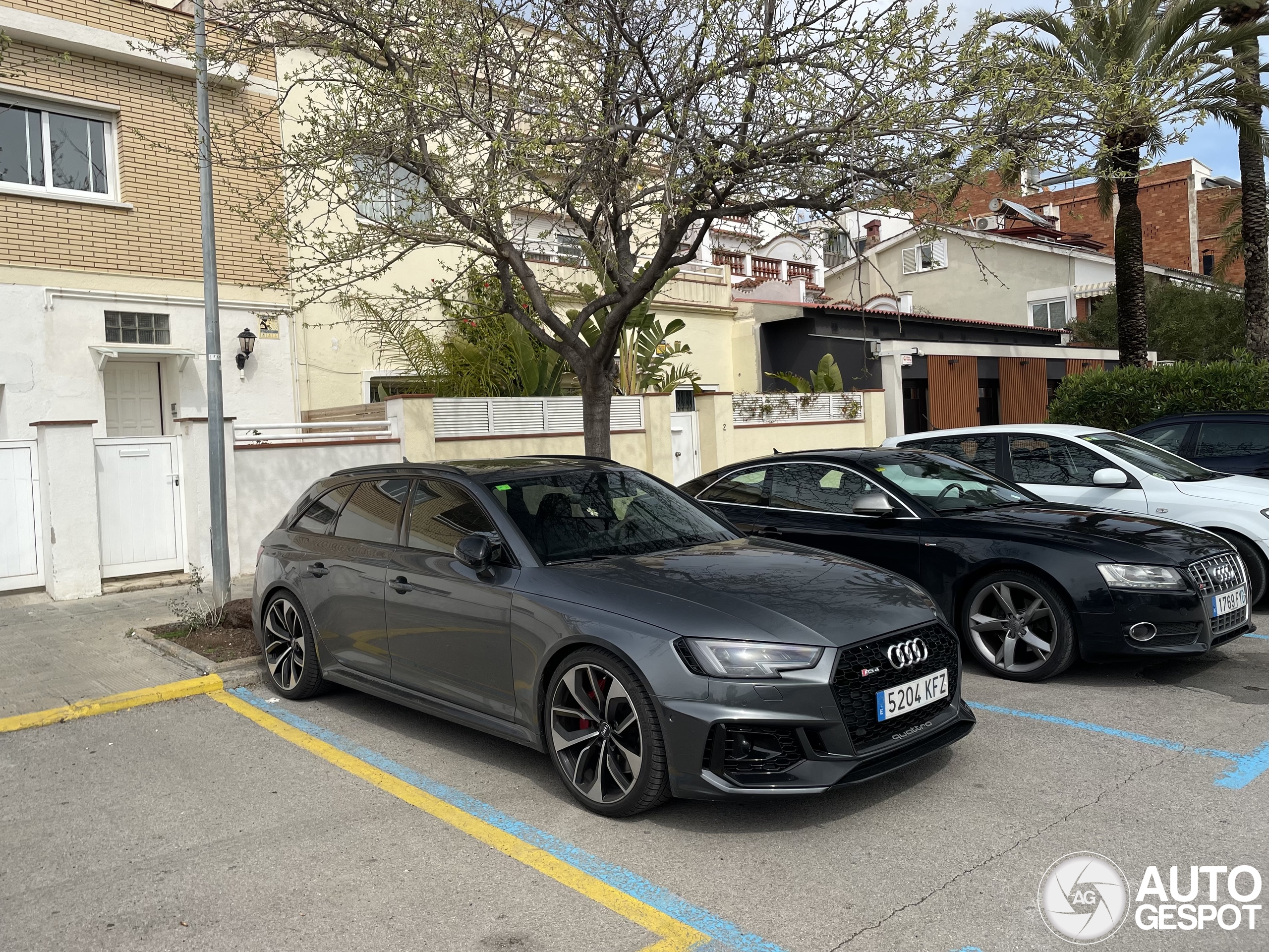 Audi RS4 Avant B9