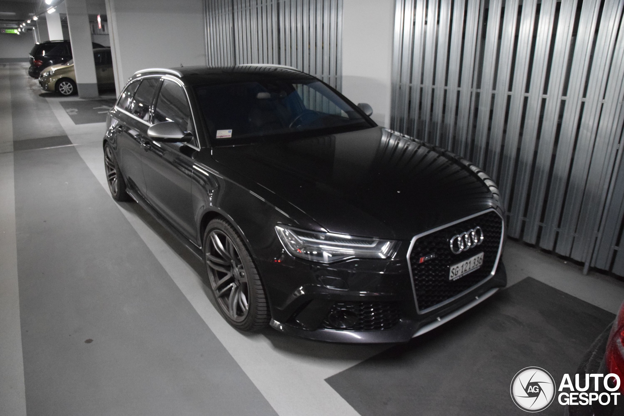 Audi RS6 Avant C7 2015