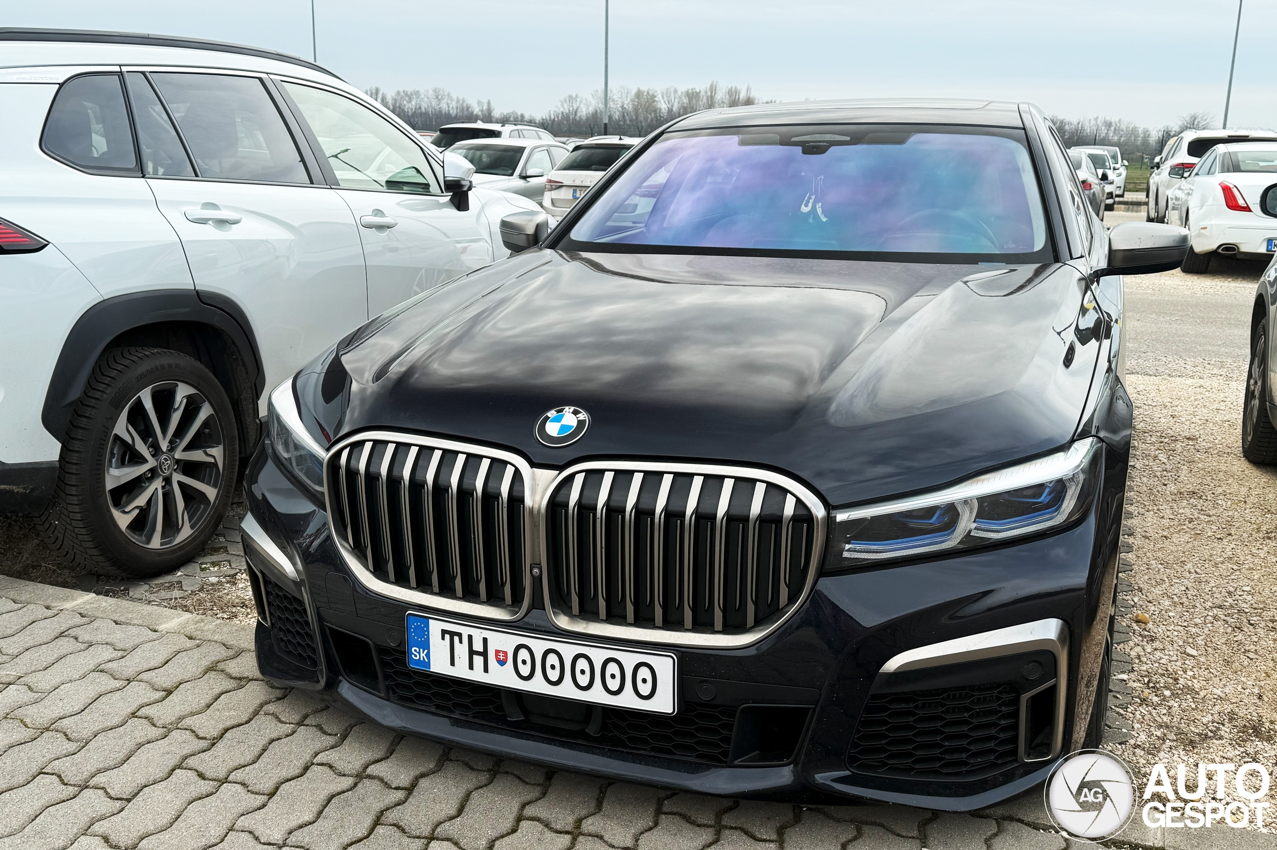 BMW M760Li xDrive 2019