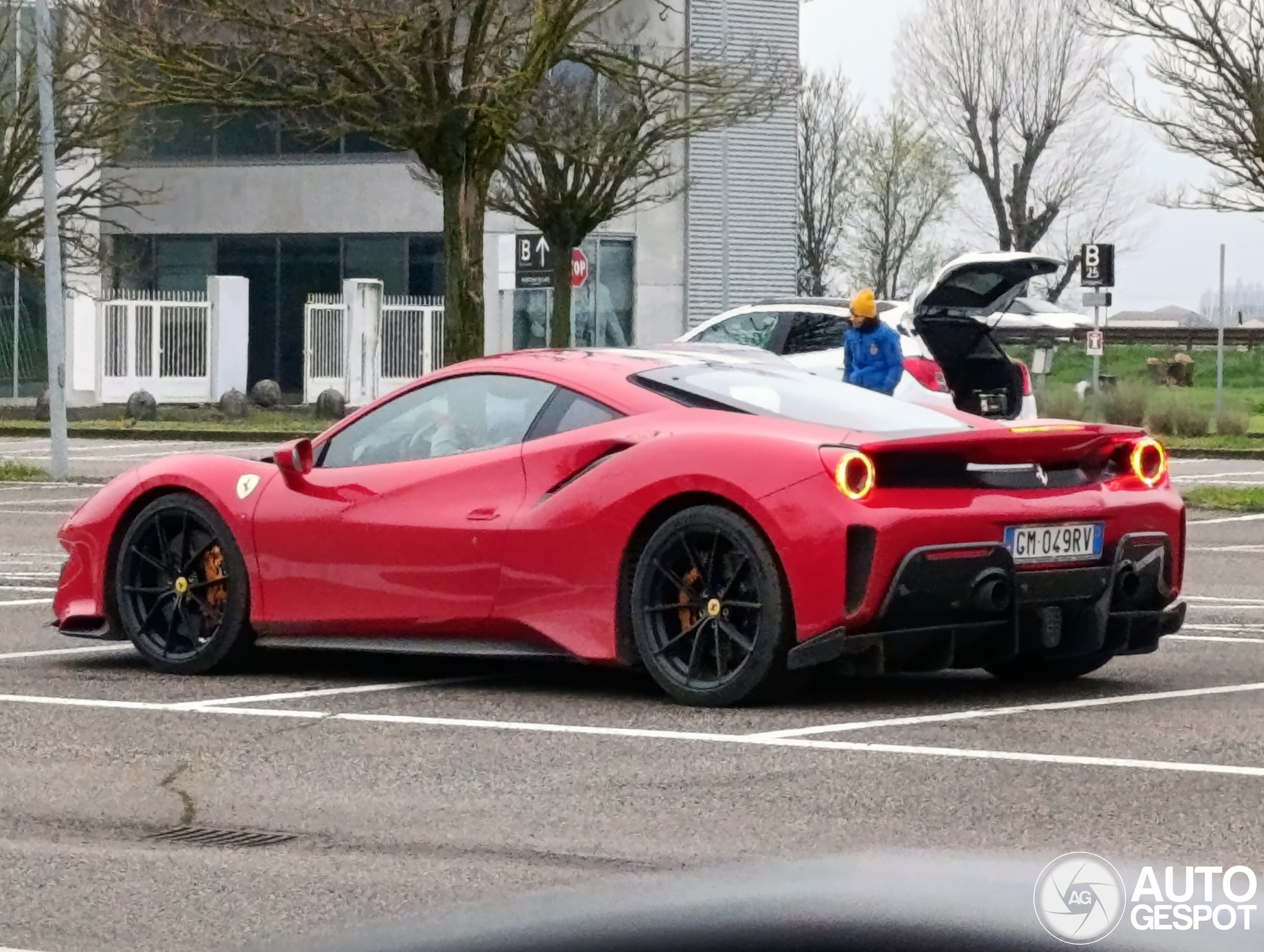Ferrari 488 Pista