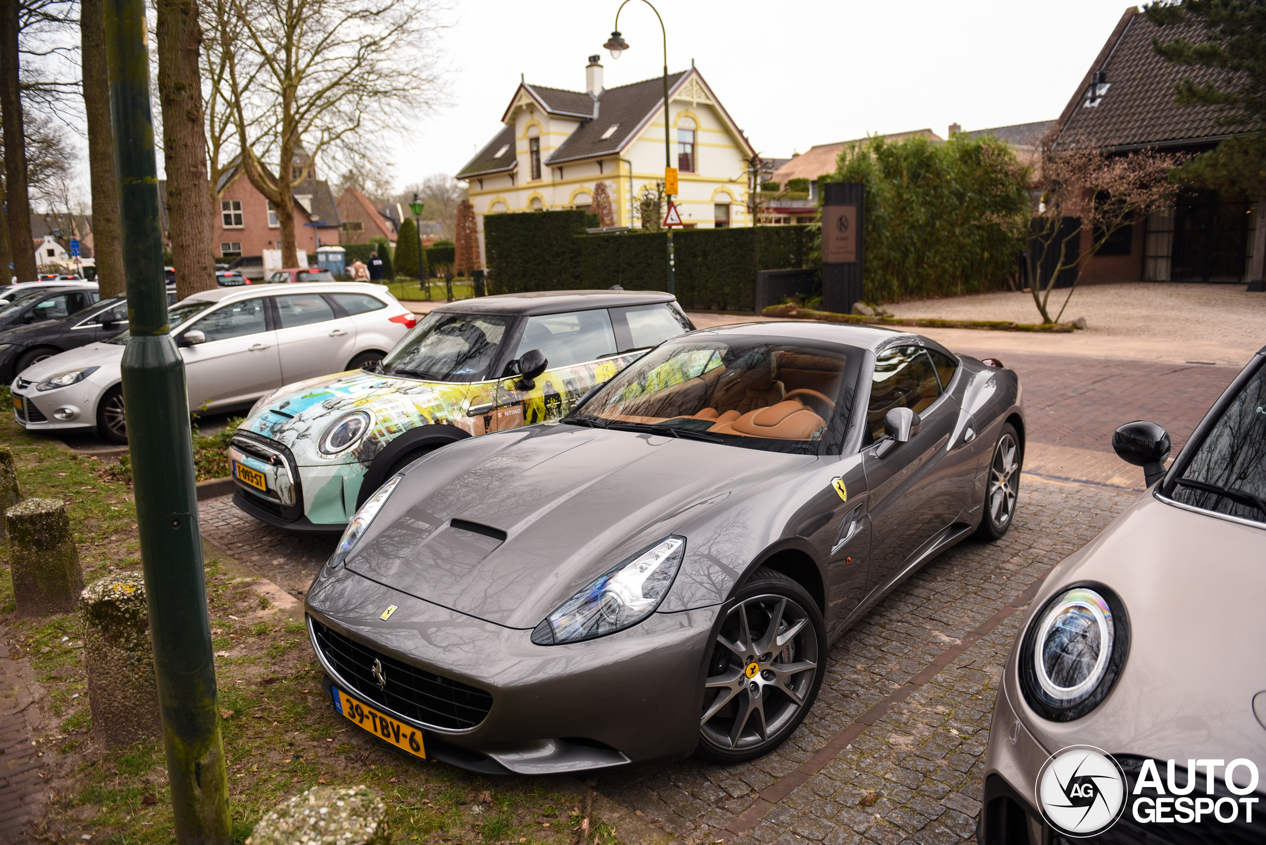 Ferrari California