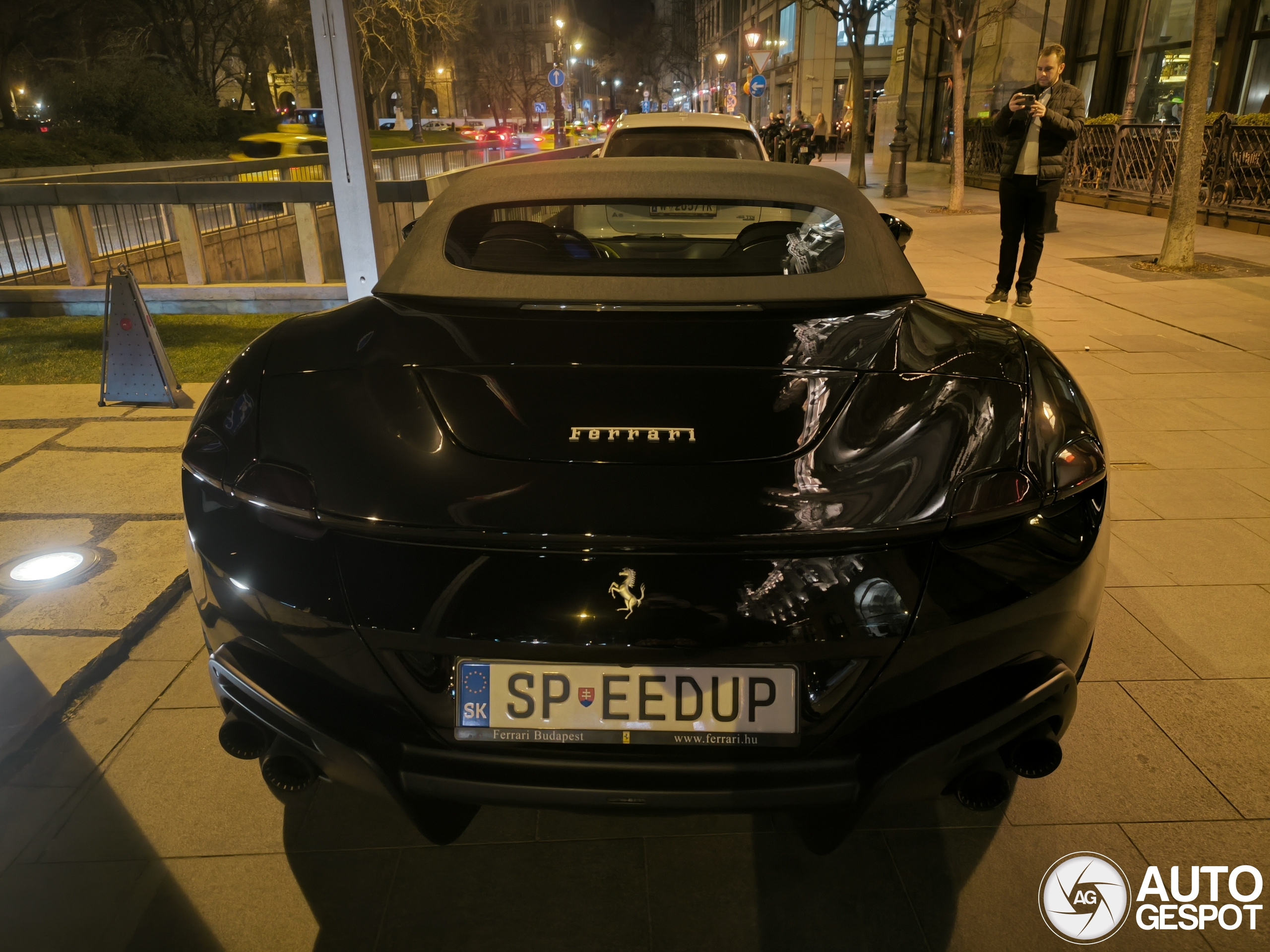 Ferrari Roma Spider