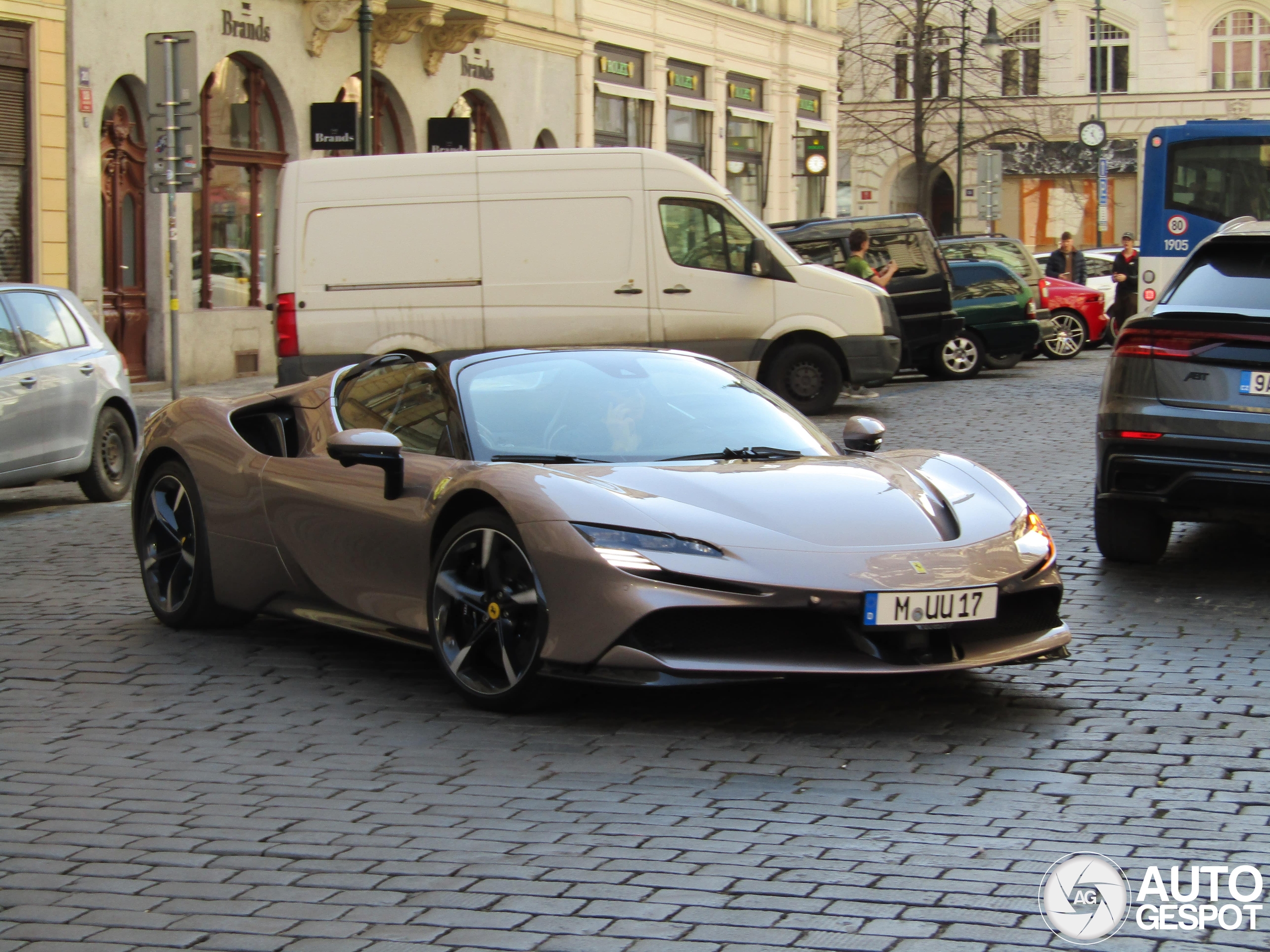 Ferrari SF90 Spider