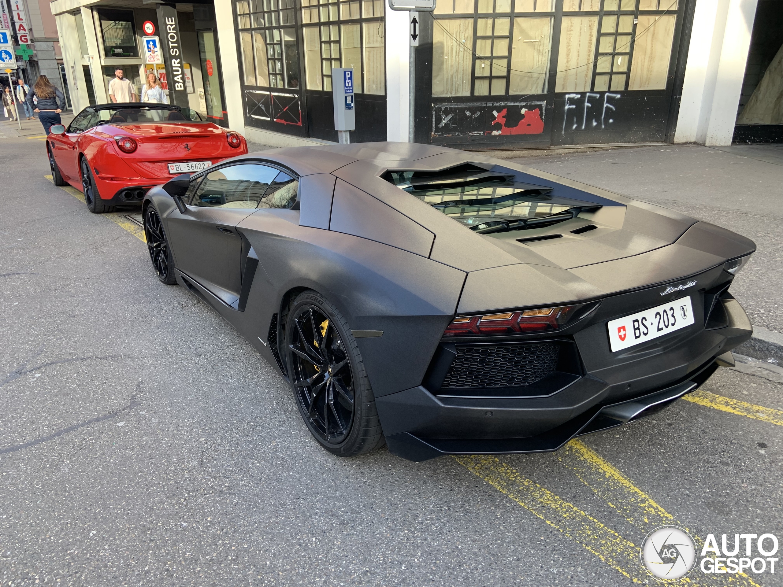Lamborghini Aventador LP700-4