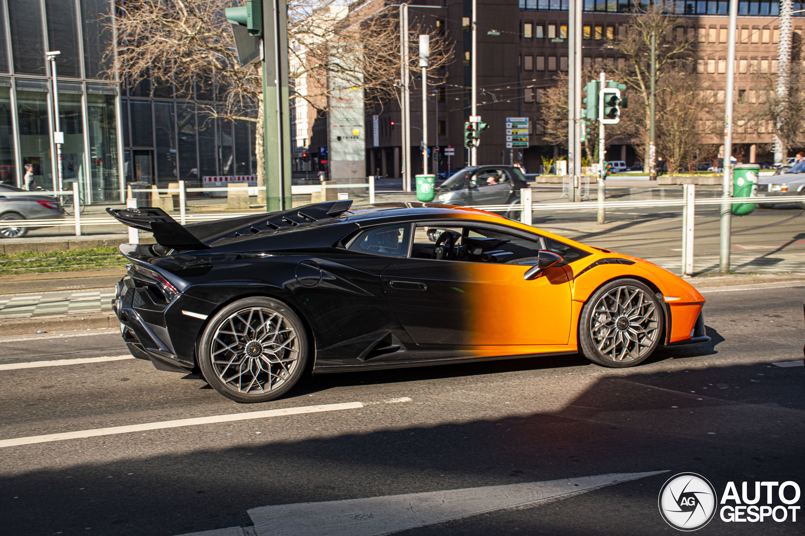 Zo zien we de Lamborghini Huracán STO niet vaak