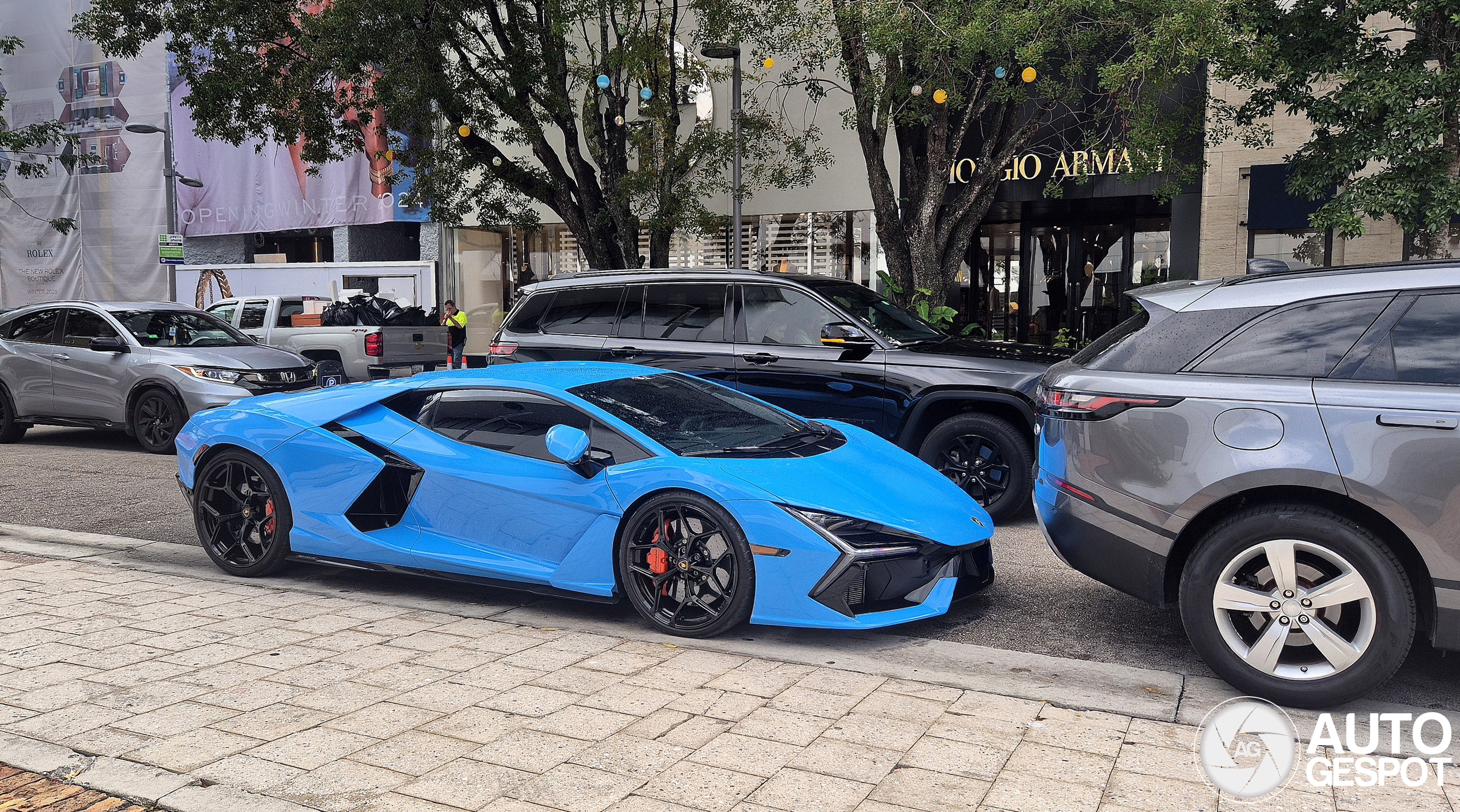 Lamborghini Revuelto