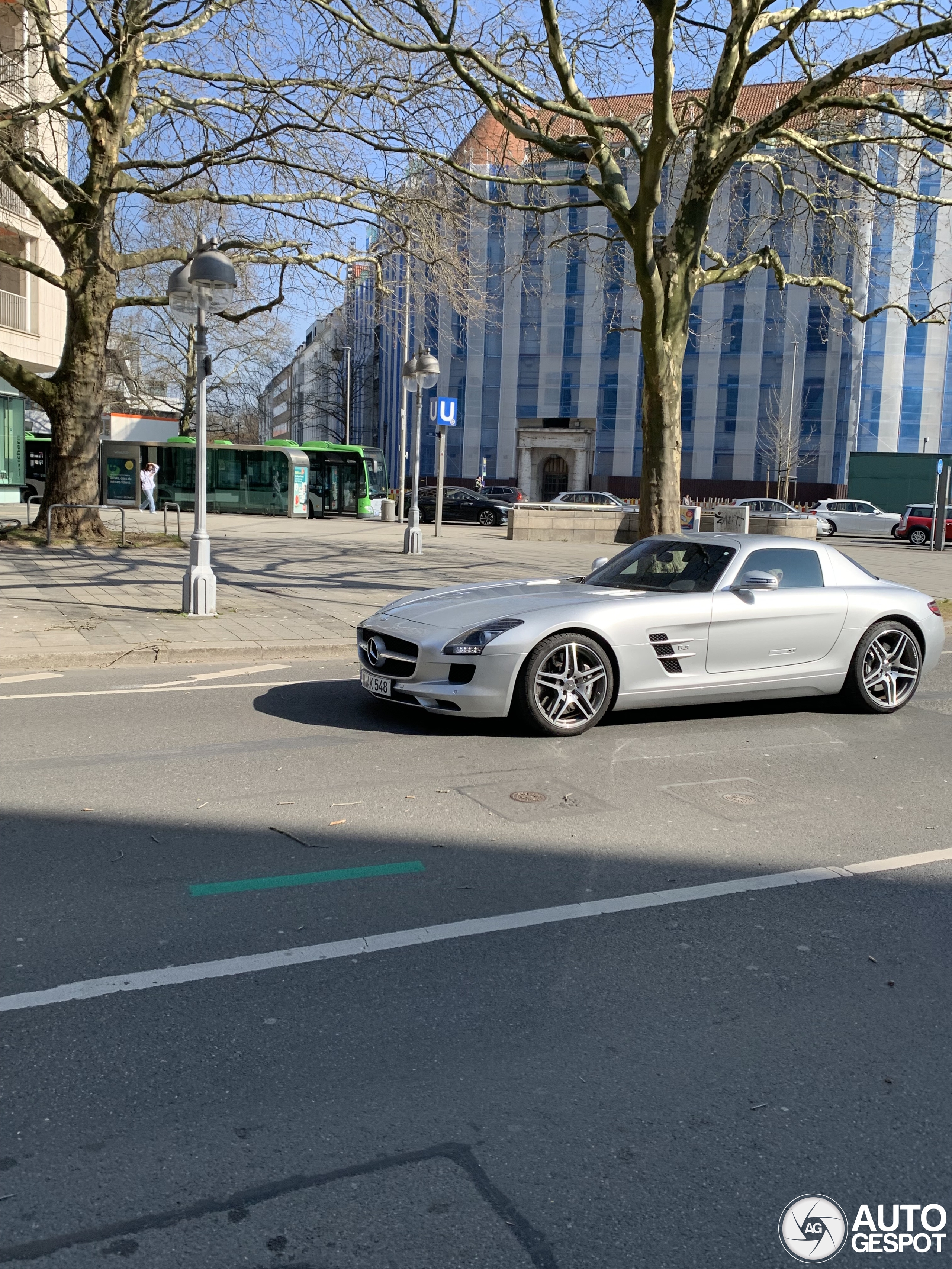 Mercedes-Benz SLS AMG