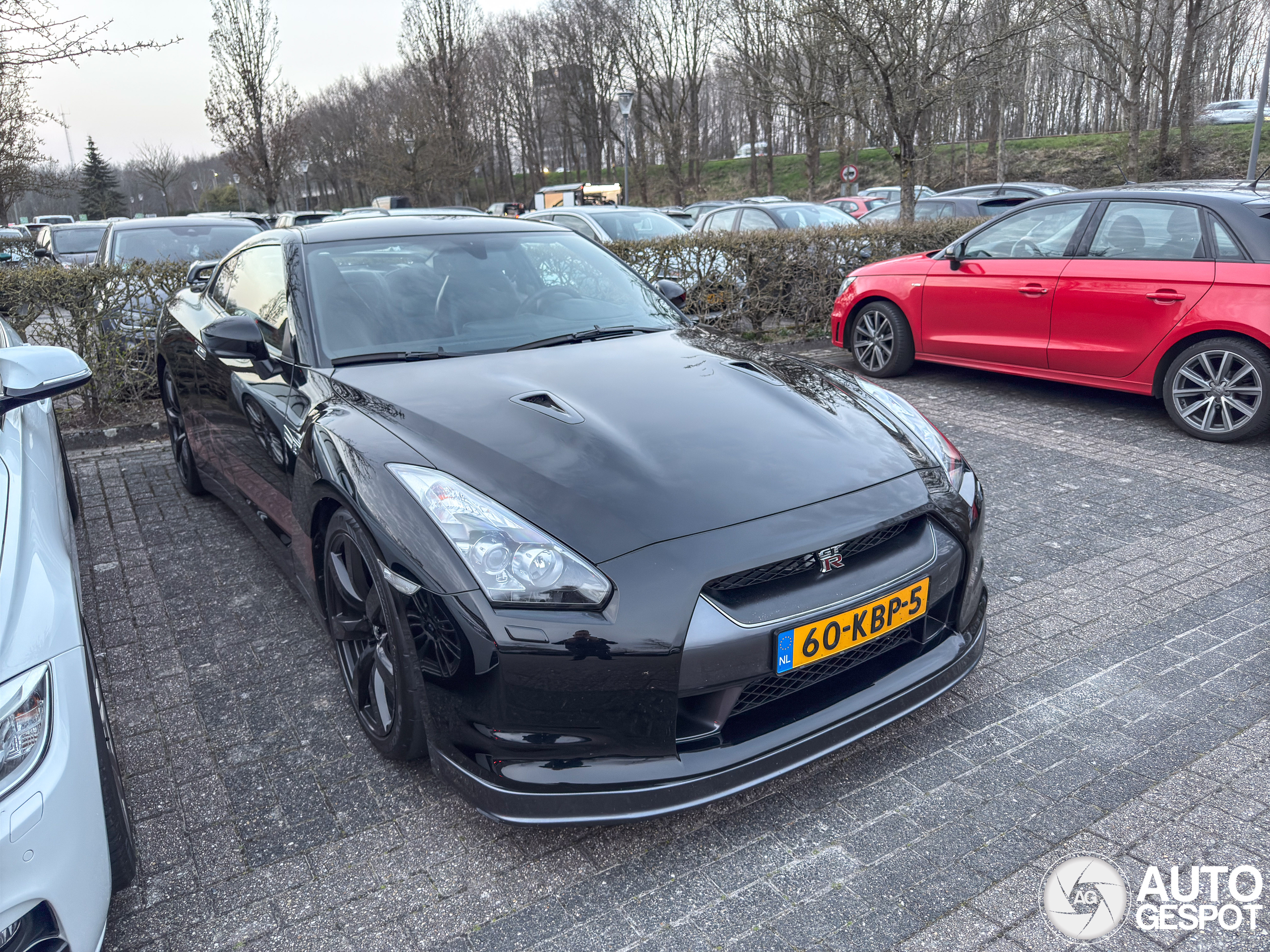 Nissan GT-R