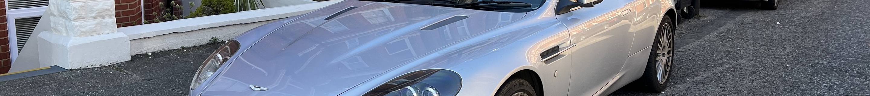 Aston Martin DB9 Volante