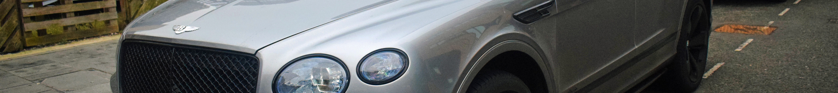 Bentley Bentayga Azure
