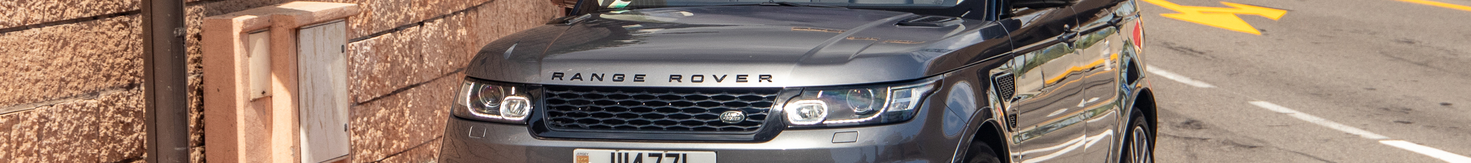 Land Rover Range Rover Sport SVR