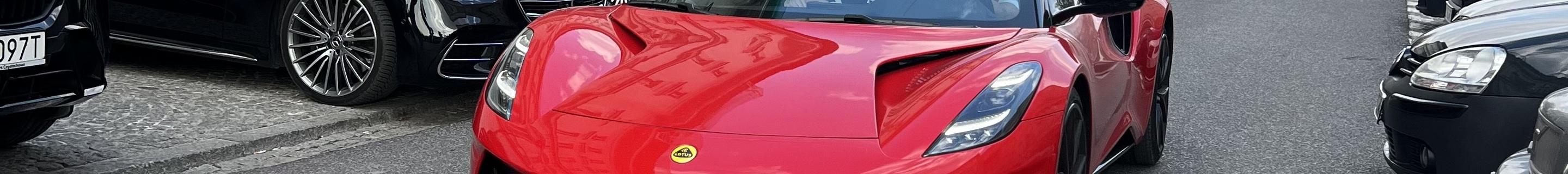 Lotus Emira