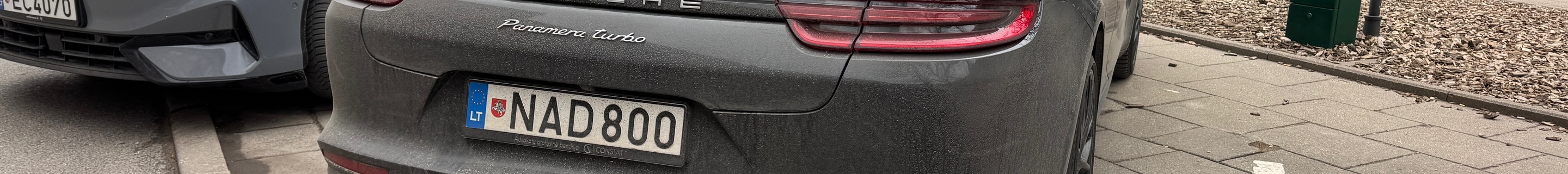 Porsche 971 Panamera Turbo