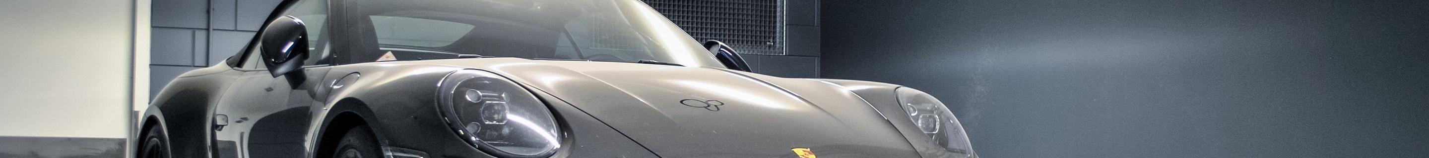 Porsche 992 Carrera 4 GTS Cabriolet