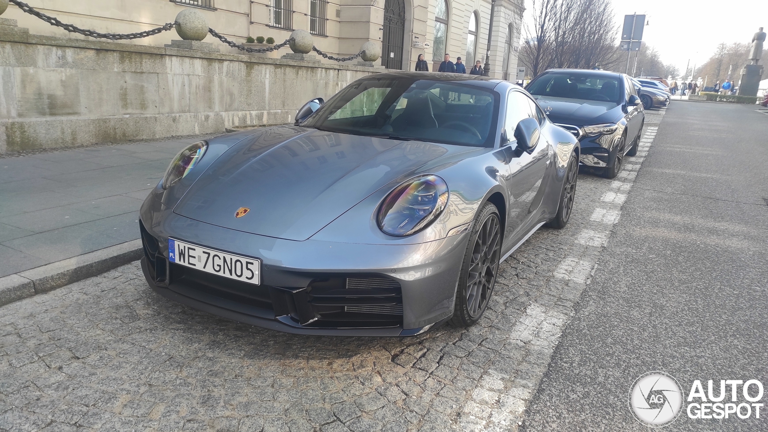 Porsche 992 Carrera 4S