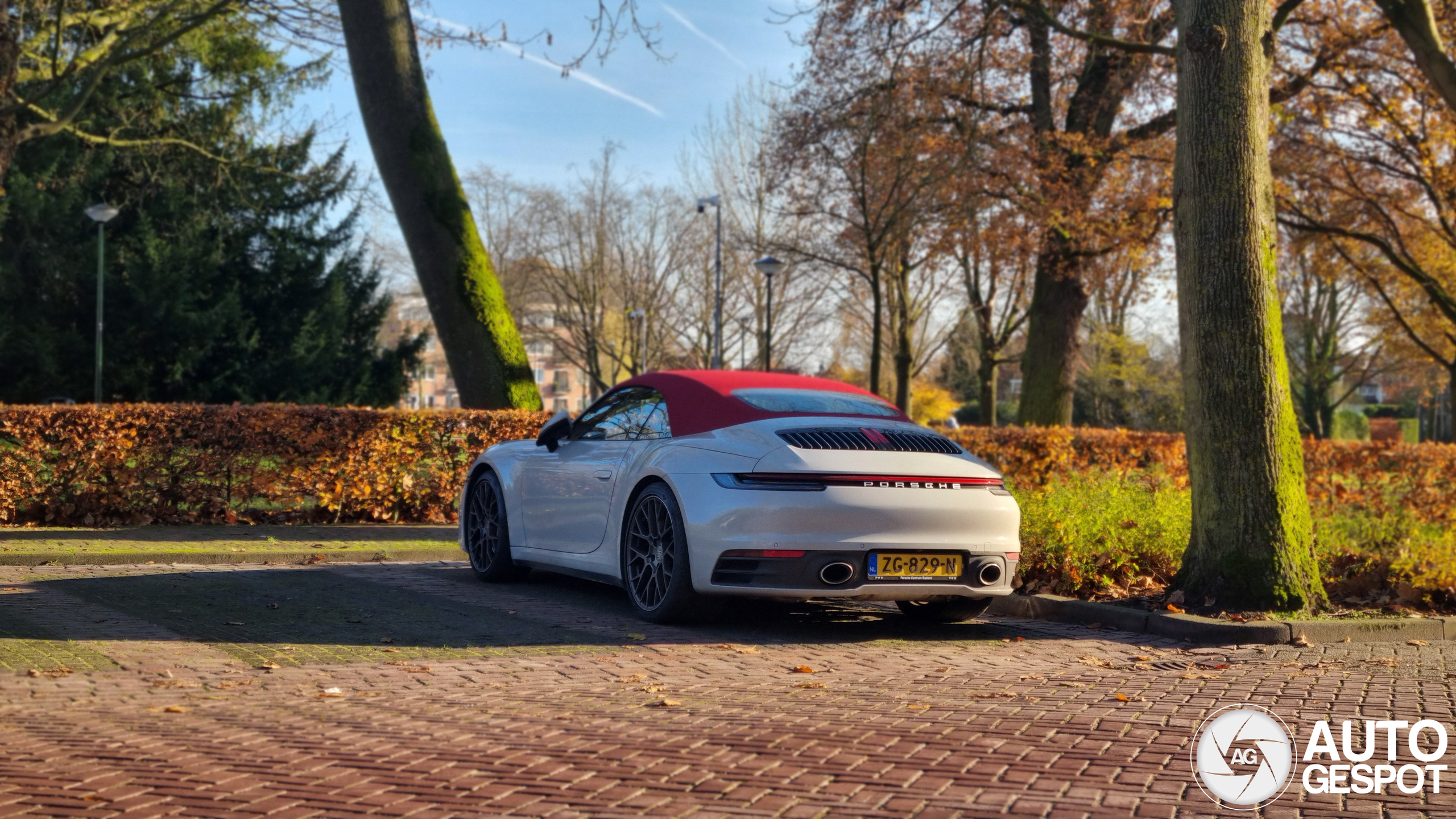 Porsche 992 Carrera 4S Cabriolet