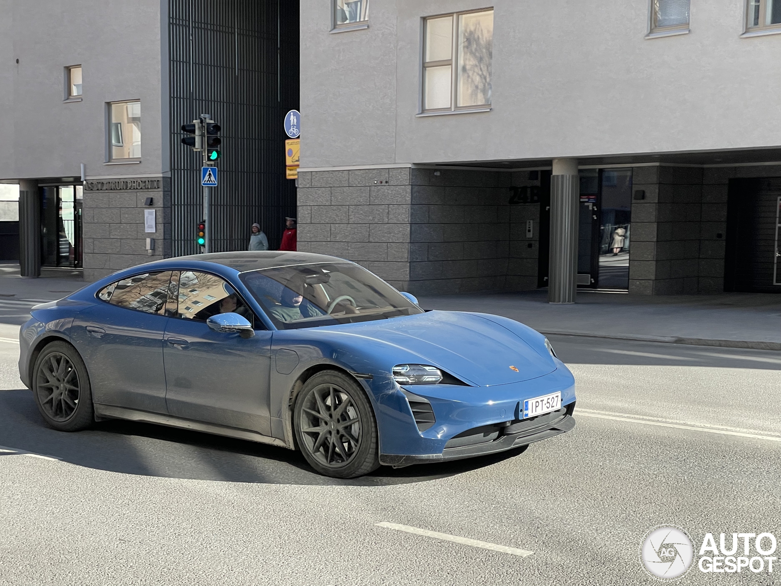 Porsche Taycan GTS