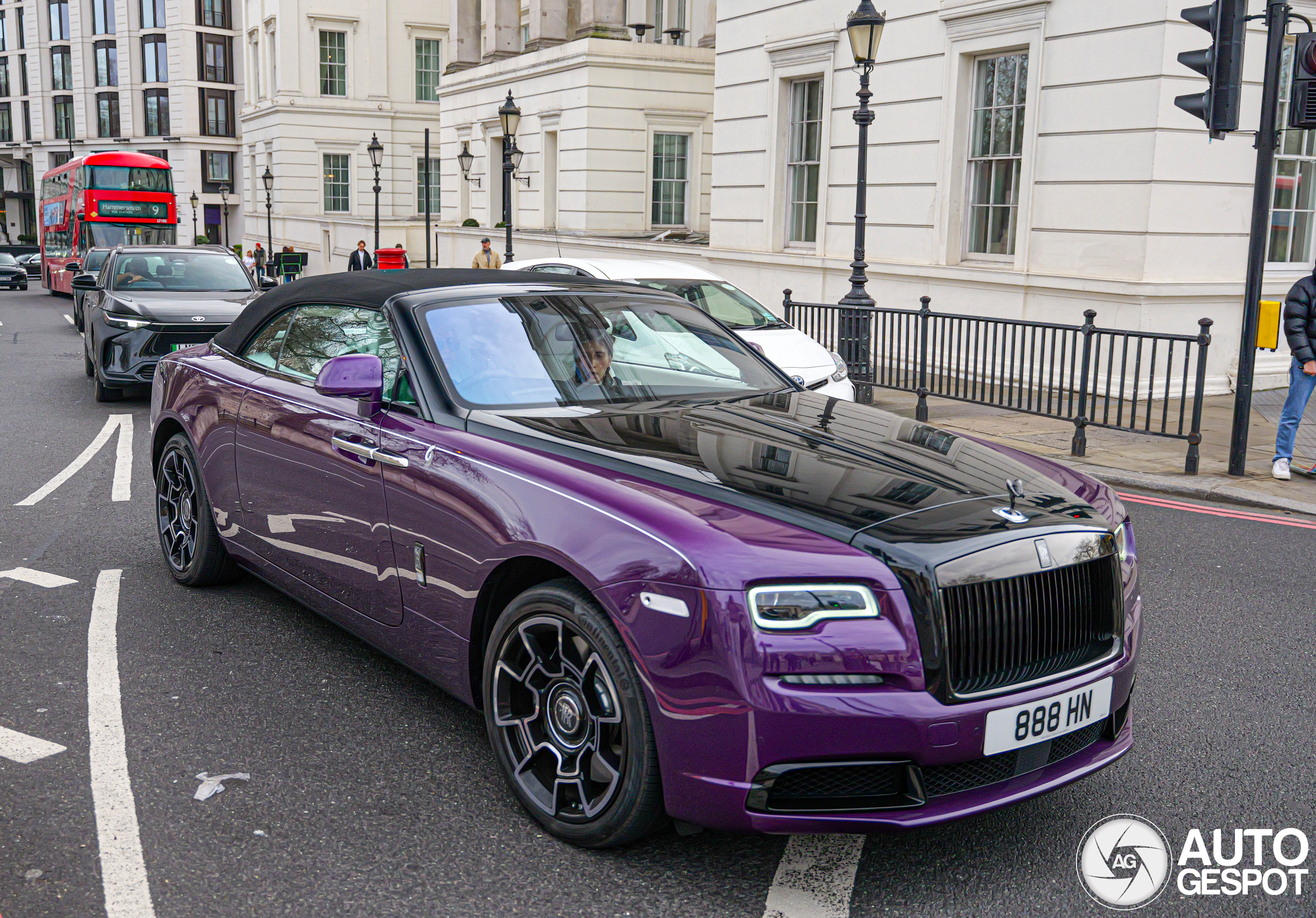 Rolls-Royce Dawn Black Badge - 22 March 2025 - Autogespot
