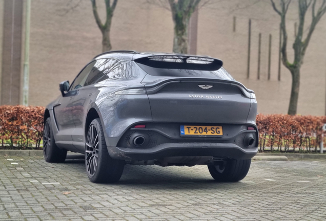Aston Martin DBX