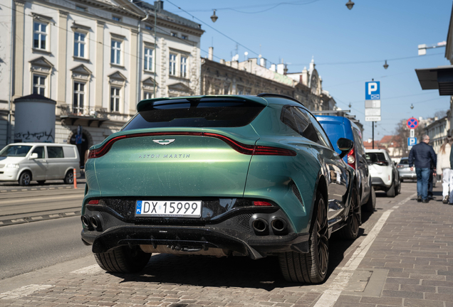 Aston Martin DBX707