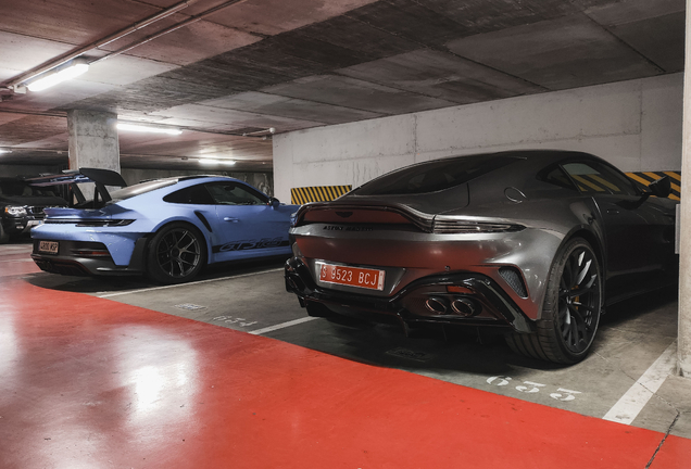 Aston Martin Vantage 2024