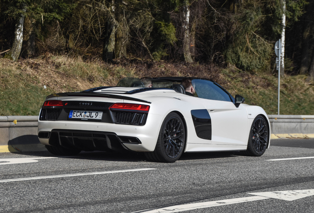 Audi R8 V10 Plus Spyder 2017