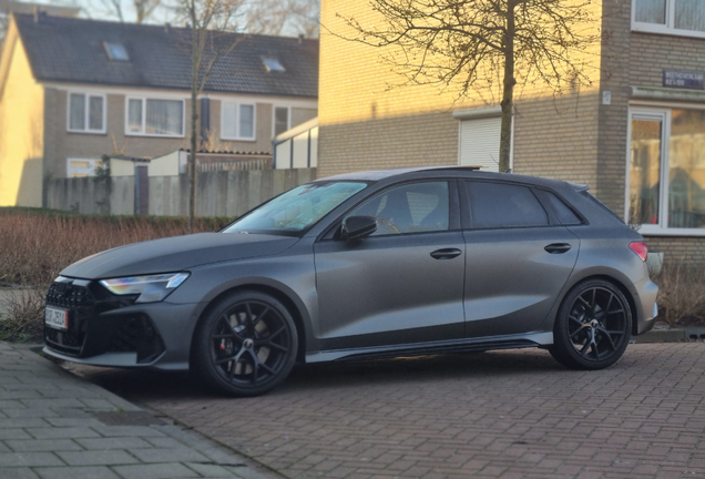 Audi RS3 Sportback 8Y 2025