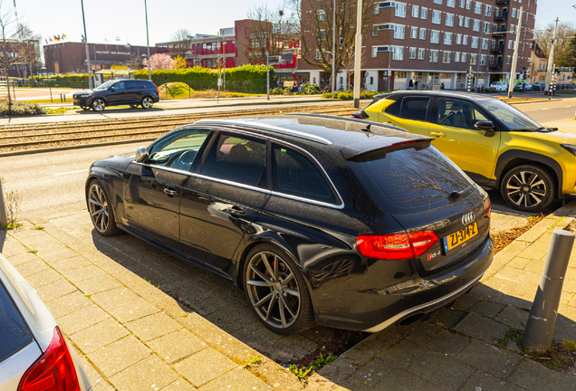 Audi RS4 Avant B8