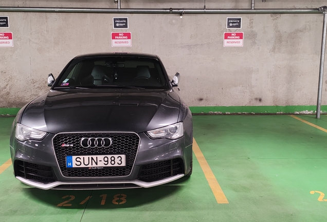 Audi RS5 B8 2012