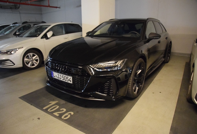 Audi RS6 Avant C8