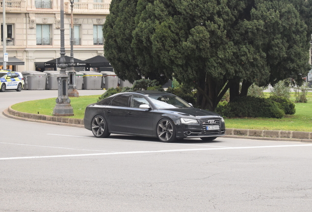 Audi S8 D4