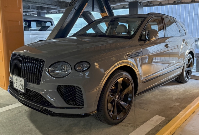Bentley Bentayga Azure 2024