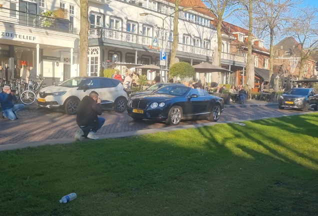 Bentley Continental GTC V8