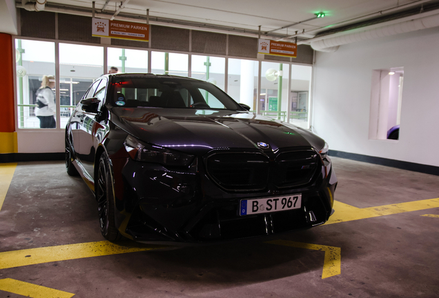 BMW M5 G90