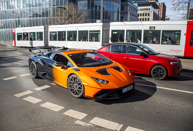 Lamborghini Huracán LP640-2 STO