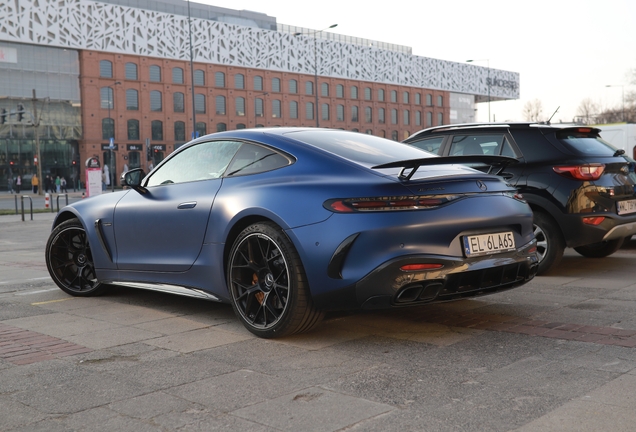 Mercedes-AMG GT 63 C192