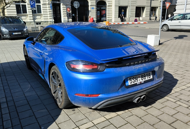 Porsche 718 Cayman S