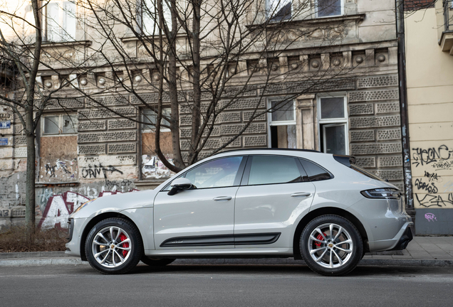 Porsche 95B Macan GTS MkIII