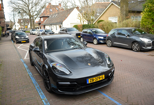 Porsche 971 Panamera GTS Sport Turismo